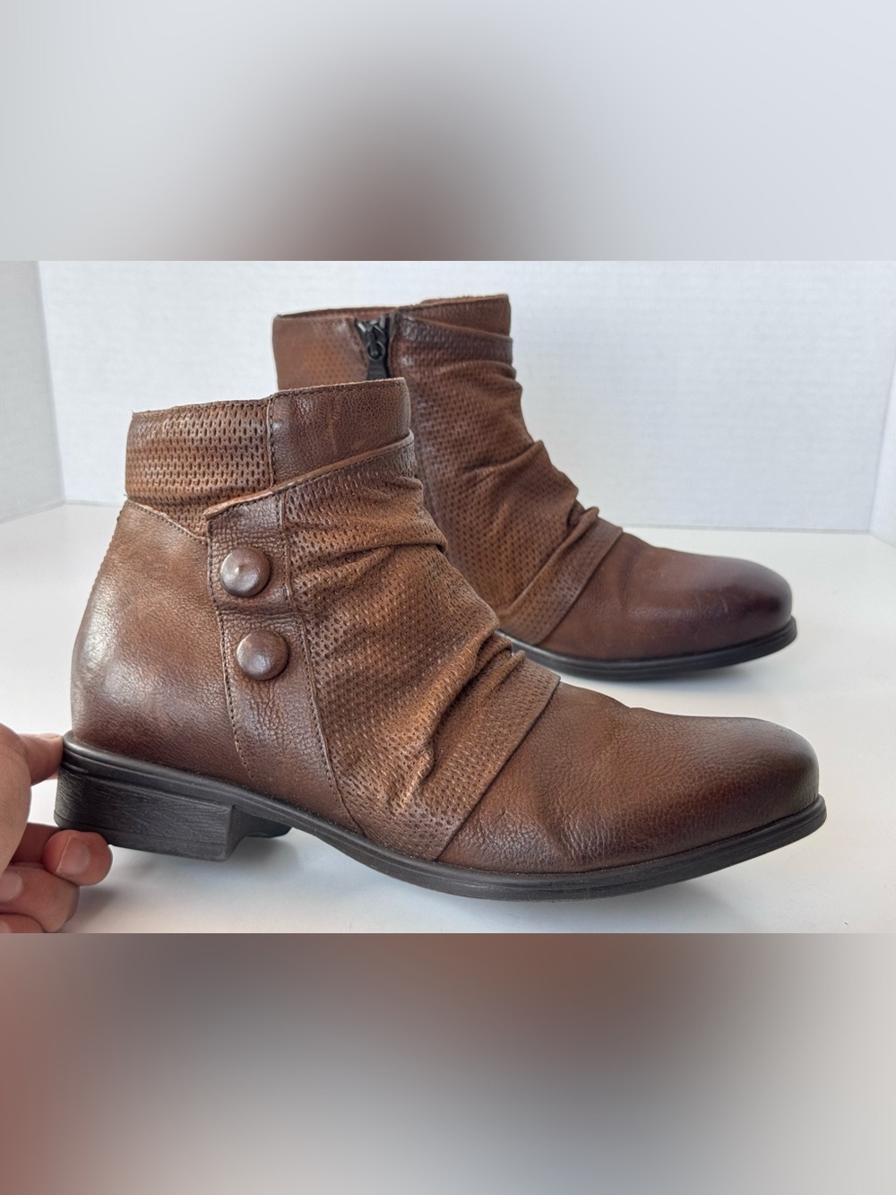 Miz Mooz Sallie Brown Leather Ruched Ankle Moto Buttons Boots Women’s Size 39